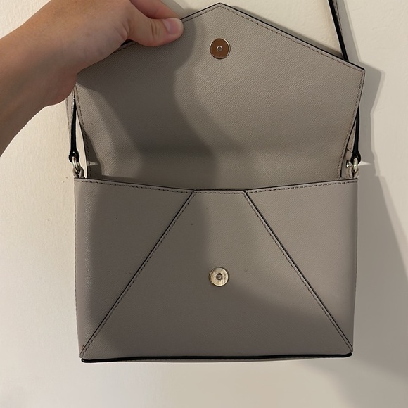 Kate Spade Light Brown Beige Envelope Crossbody Purse - Picture 8 of 11